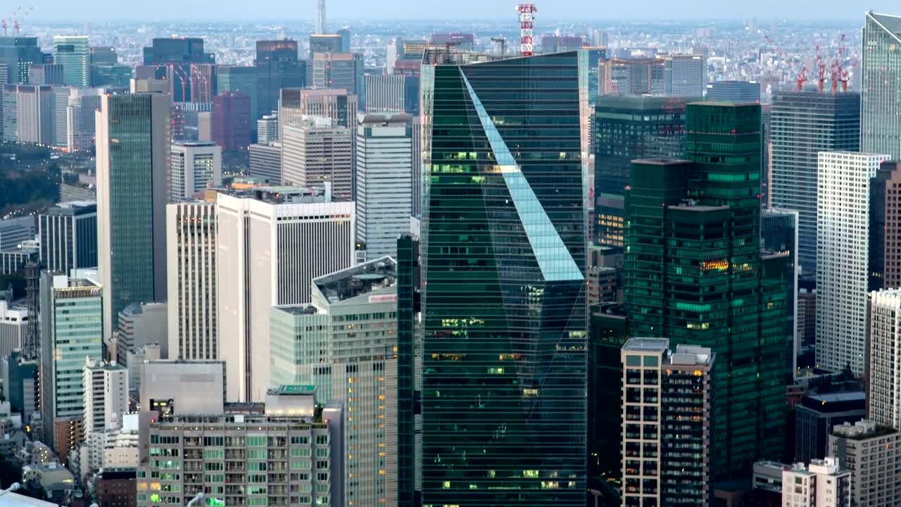 Free Stock Video View Covered By Huge Skyscrapers As Dusk Falls Live Wallpaper - Free Download