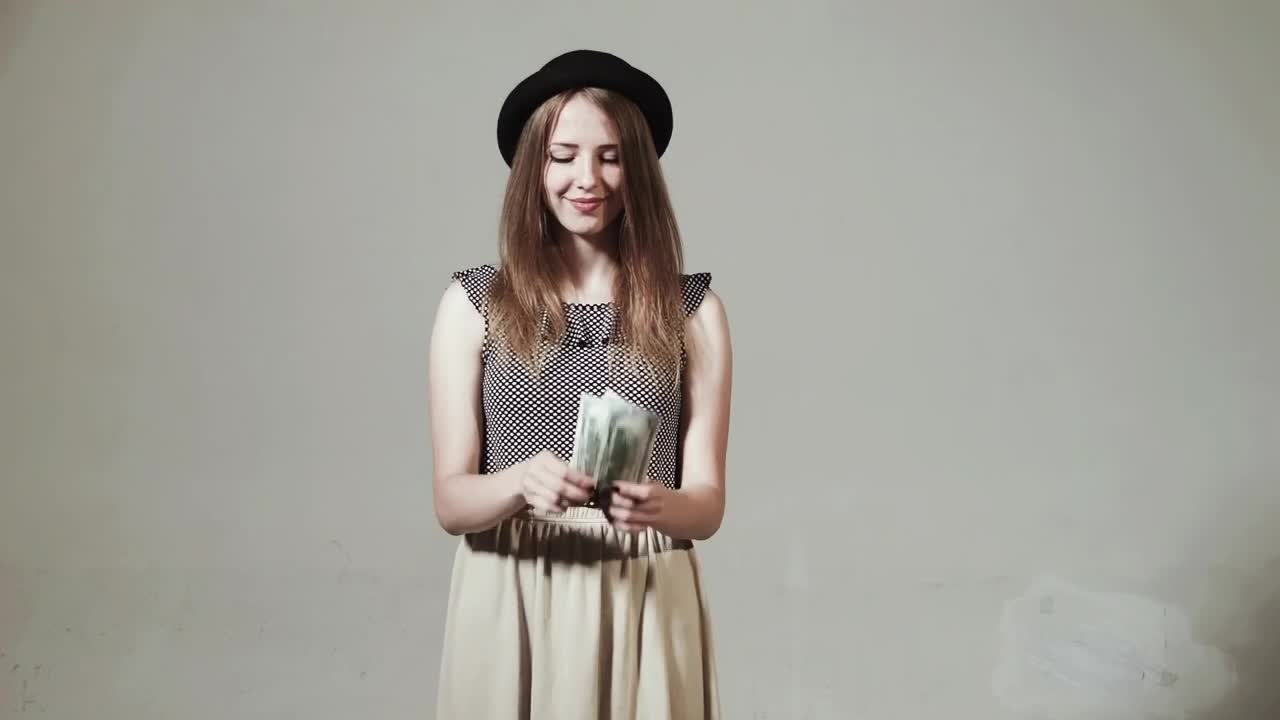 Free Video Stock Stylish Girl Throwing Money Live Wallpaper - Free Download