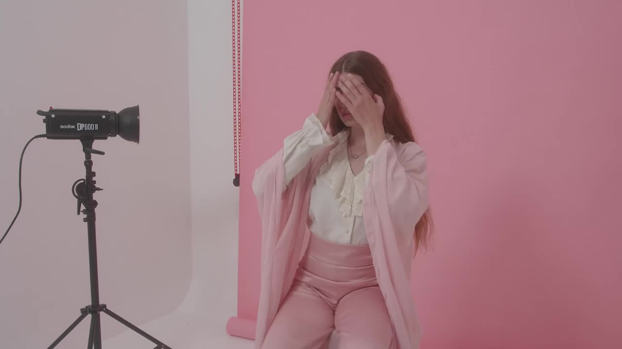 Free Stock Video Woman Modeling During A Photo Shoot Live Wallpaper - Free Download