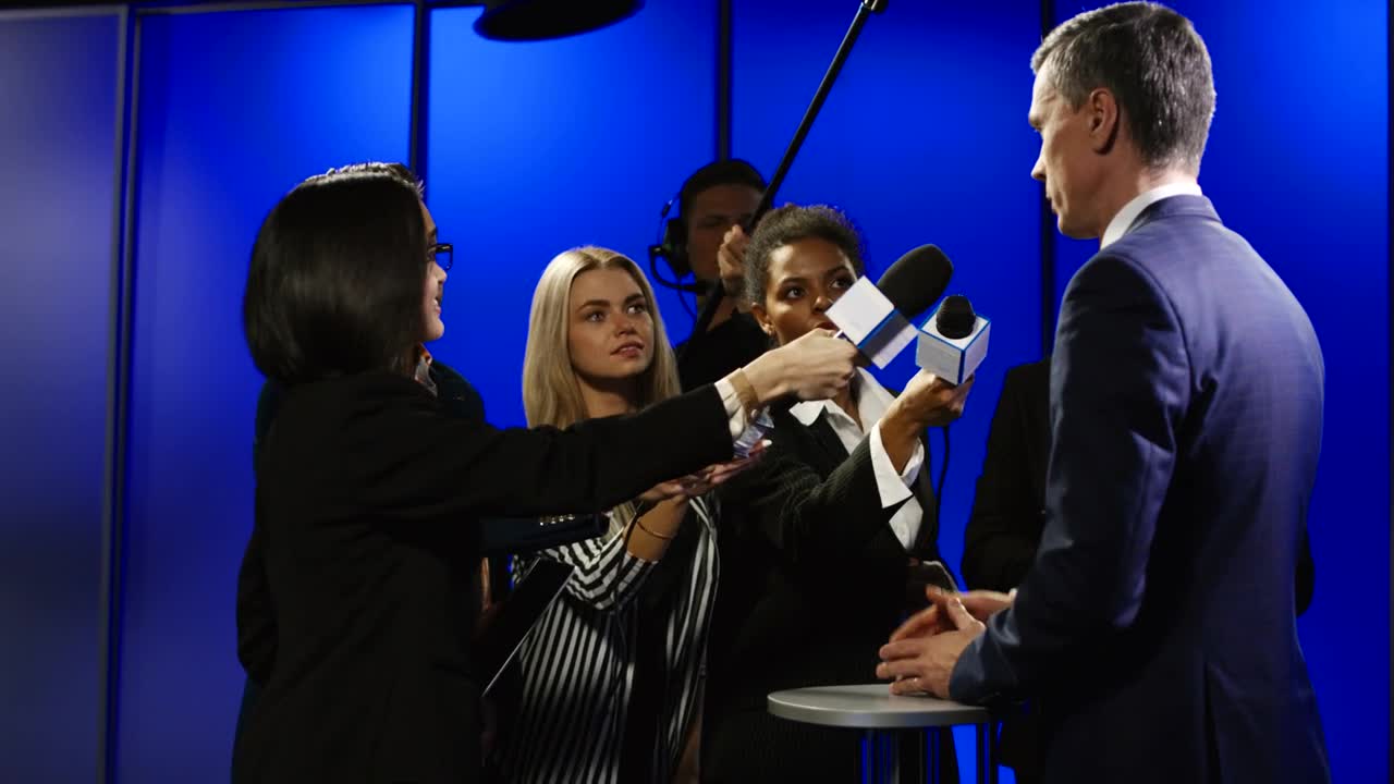Stock Video Man Cutting Off The Interview With Reporters Animated Wallpaper - Free Download