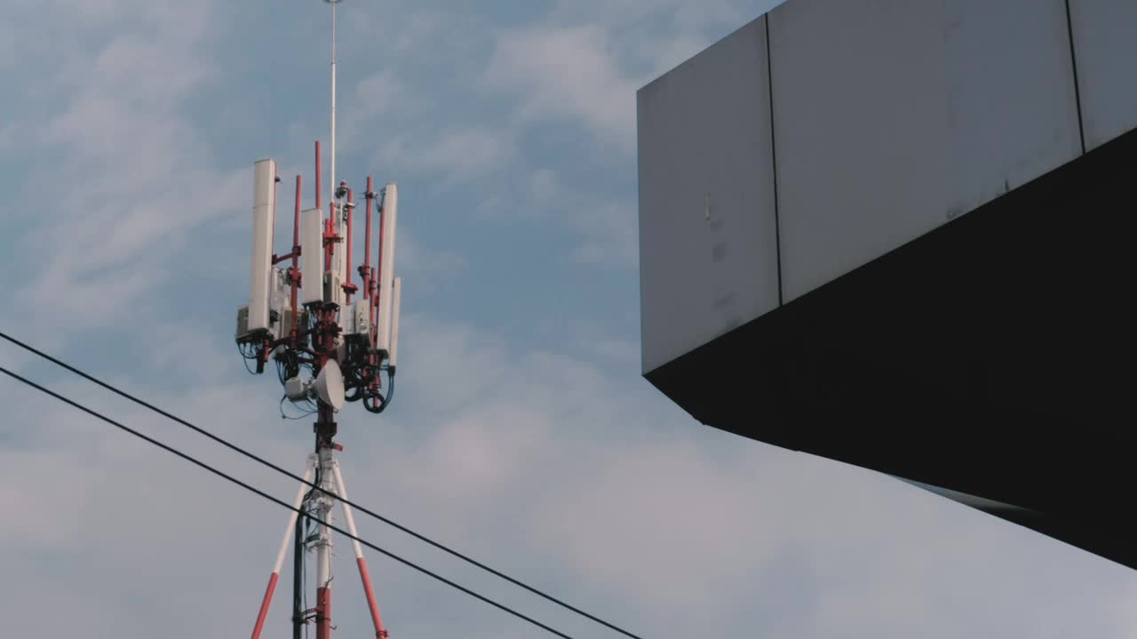 Free Video Stock telecommunications antenna Live Wallpaper - Free Download