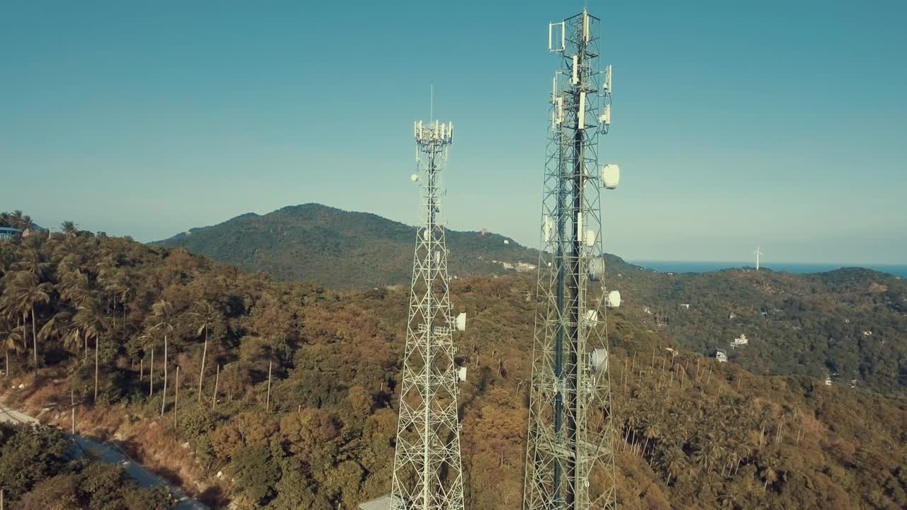 Free Video Stock telecommunication antennas from the top nature Live Wallpaper - Free Download