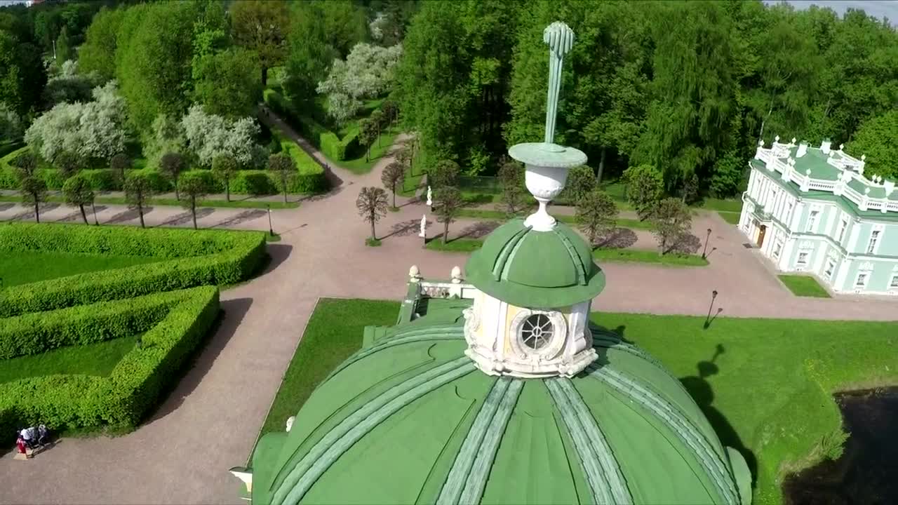 Stock Video Beautiful Gardens In Russia Live Wallpaper For PC - Free Download