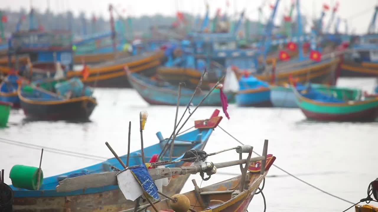 Stock Video Fisher Boats Move With The Tide Live Wallpaper For PC - Free Download