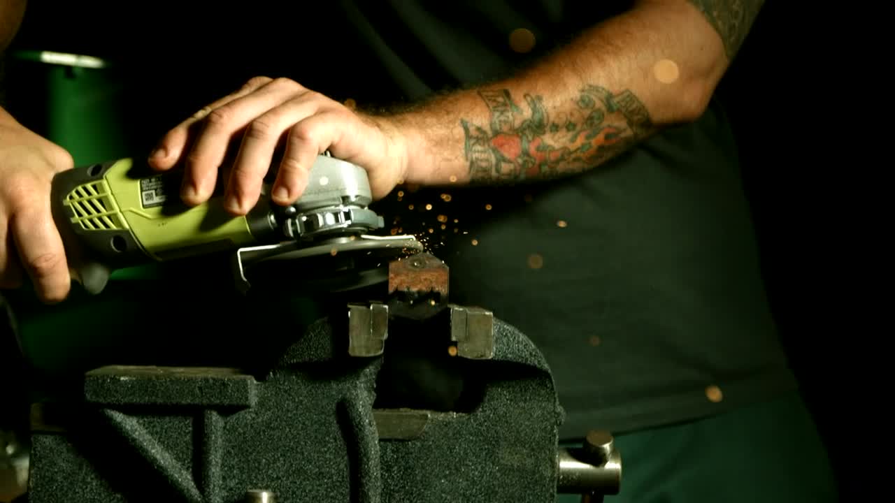 Free Stock Video Refining Tool Producing Sparks On The Metal Live Wallpaper - Free Download
