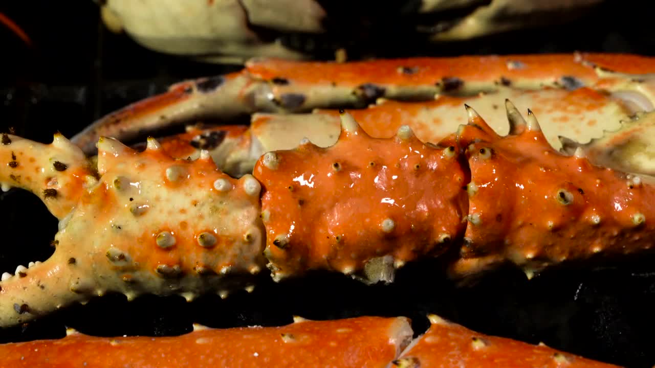 Stock Video Flame Grilled Crab Legs Live Wallpaper For PC - Free Download