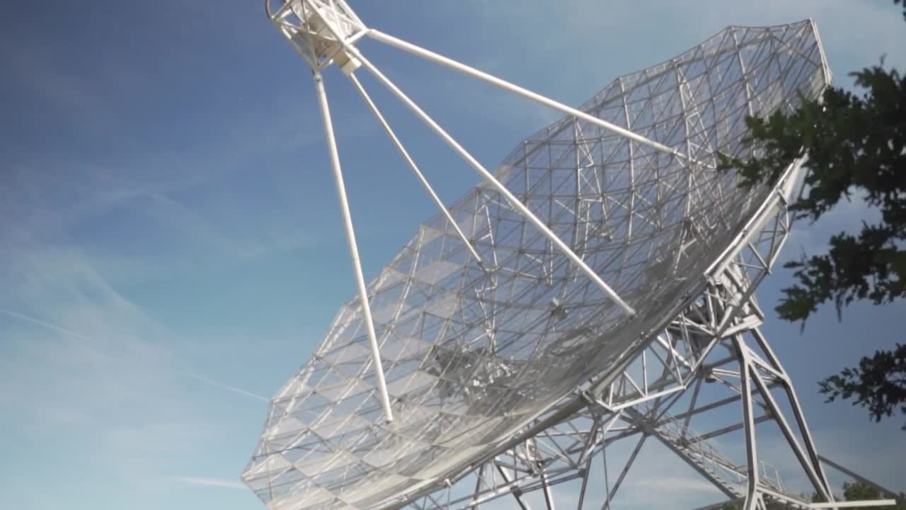 Video Stock Radio Telescope With A Large Antenna  LargeLive Wallpaper Free - Free Download