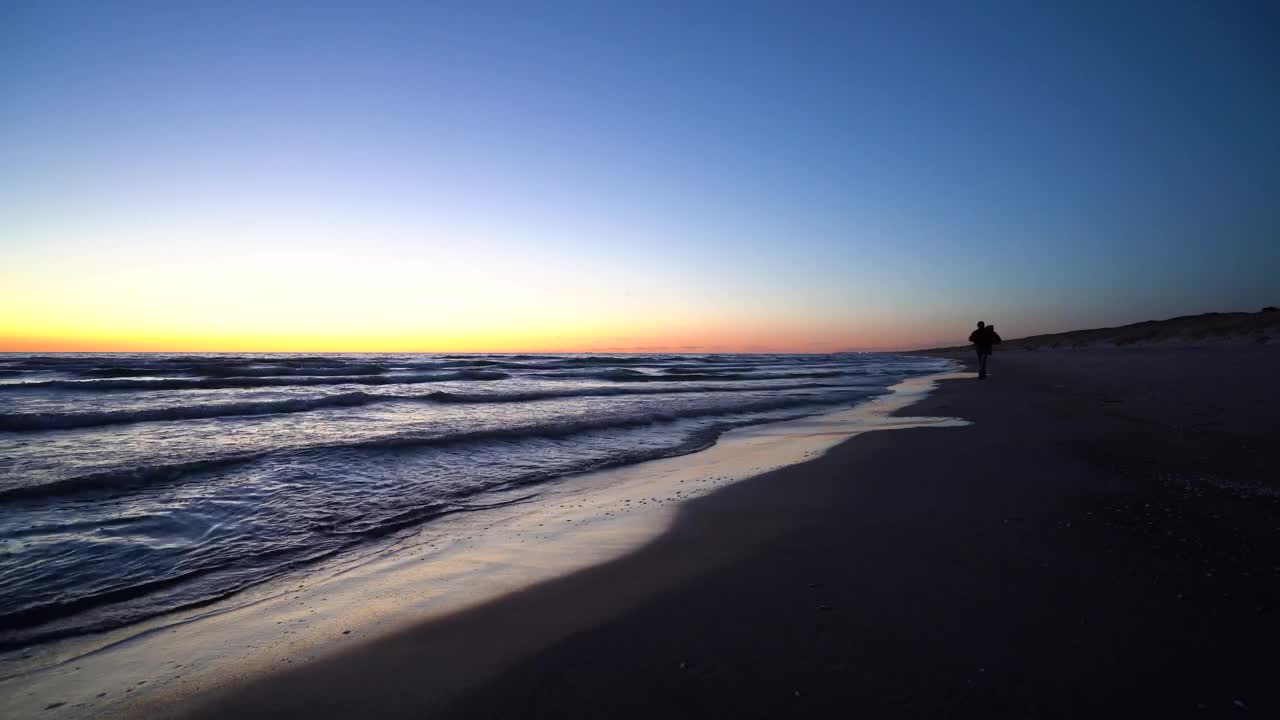 Stock Video Man Walking On The Beach With A Backpac Animated Wallpaper - Free Download