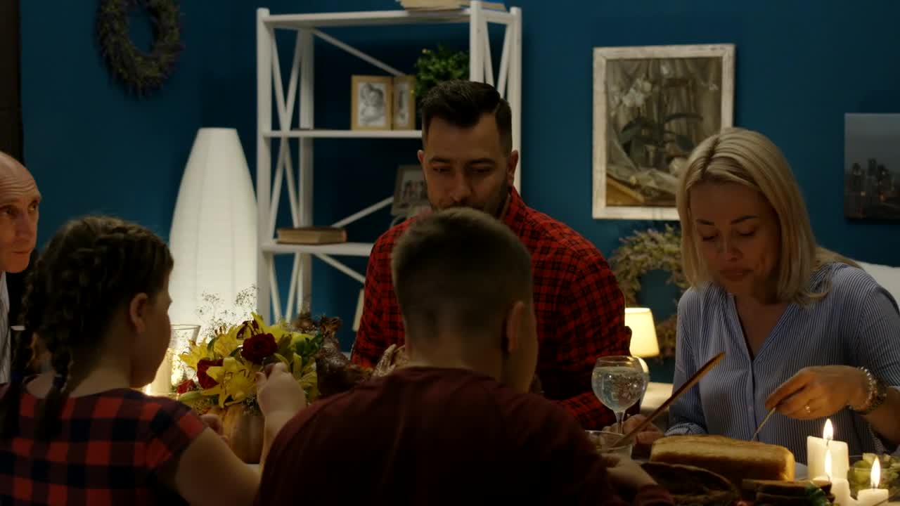 Stock Video Family Having A Thanksgiving Dinner Live Wallpaper For PC - Free Download