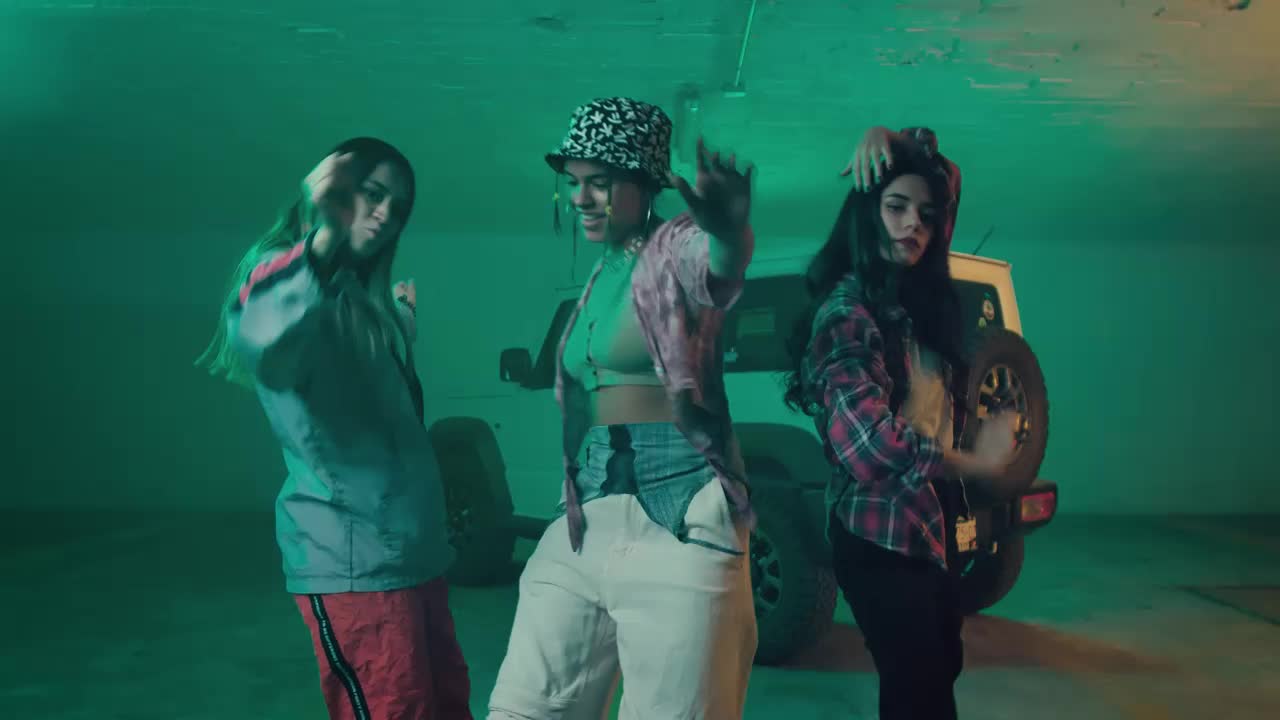 Stock Video Hip Hop Dancers With Urban Style Animated Wallpaper - Free Download
