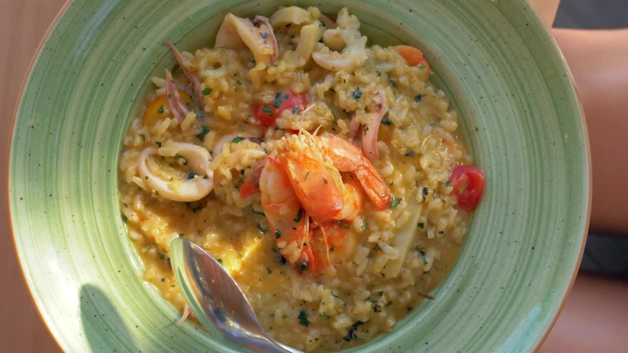 Stock Video Fresh Risotto And Seafood Live Wallpaper For PC - Free Download