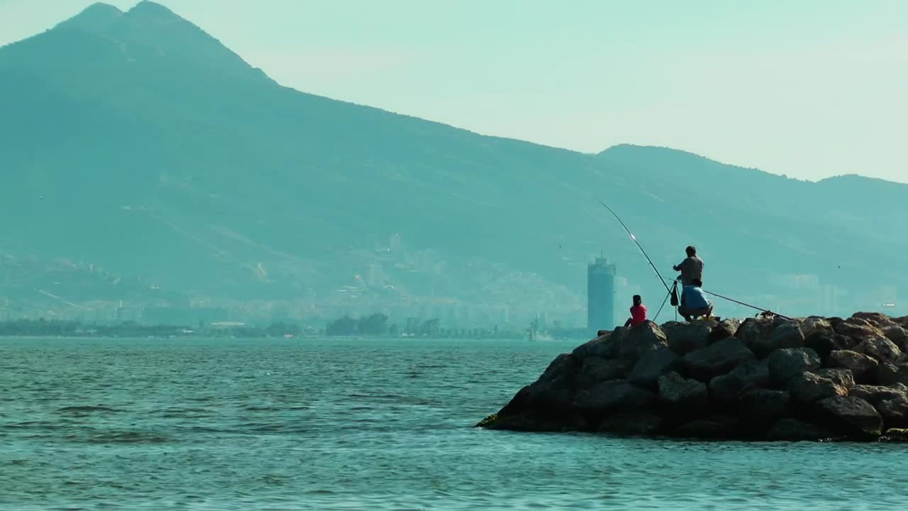 Stock Video People Fishing At The Seashore Live Wallpaper - Free Download