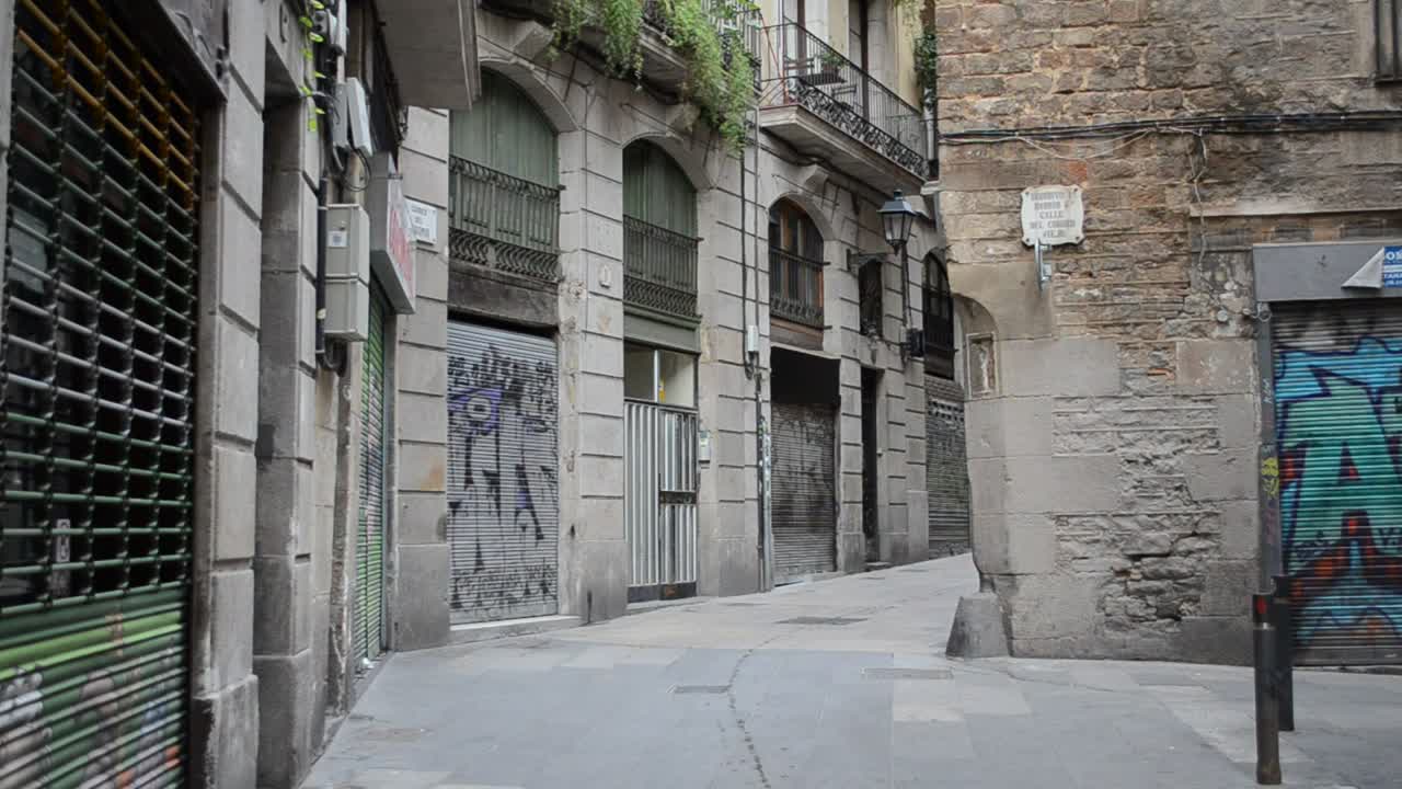 Stock Video Modern Graffiti On Old Building Animated Wallpaper - Free Download