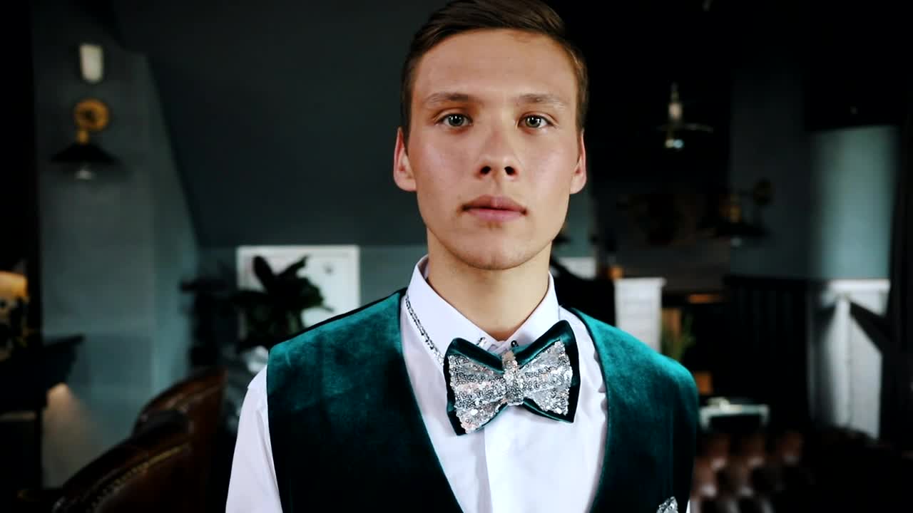 Stock Video Dancer Walking And Saying Goodbye Facing The Lens Live Wallpaper For PC - Free Download