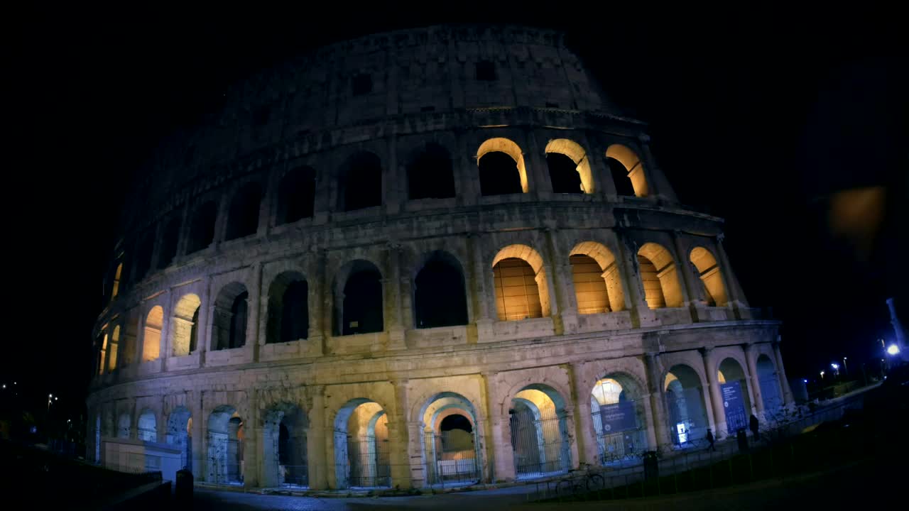 Free Video Stock taking a photo at the coliseum Live Wallpaper - Free Download