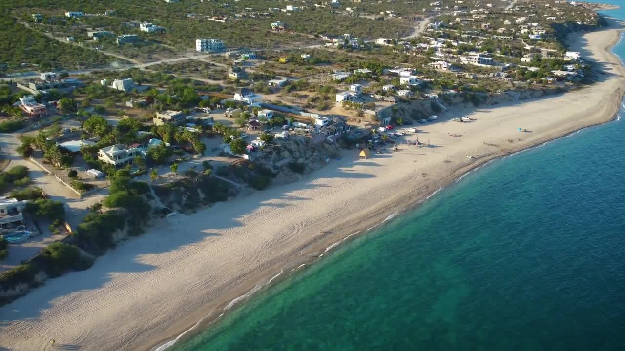 Free Video Stock touring a beach from above Live Wallpaper - Free Download