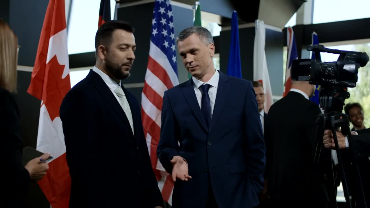 Stock Video Interviewing A Politician After Conference Animated Wallpaper - Free Download