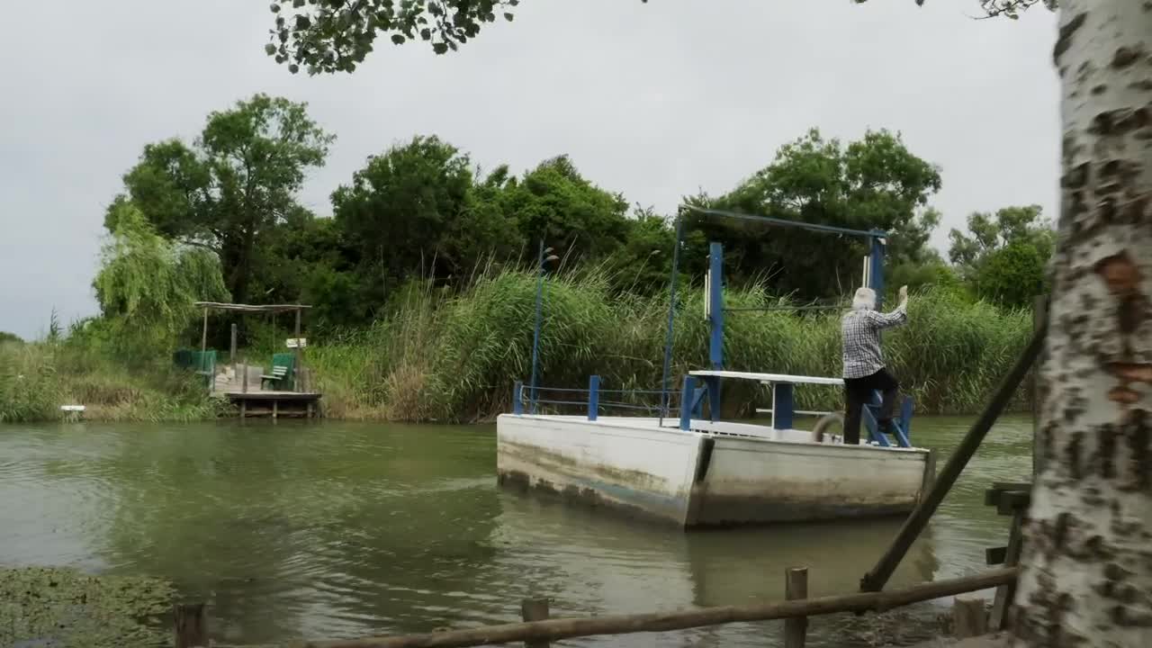 Stock Video Crossing The River Using A Line Raft Live Wallpaper For PC - Free Download