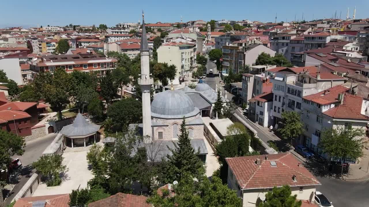 Stock Video Islamic Mosque In The Middle Of A Town Animated Wallpaper - Free Download
