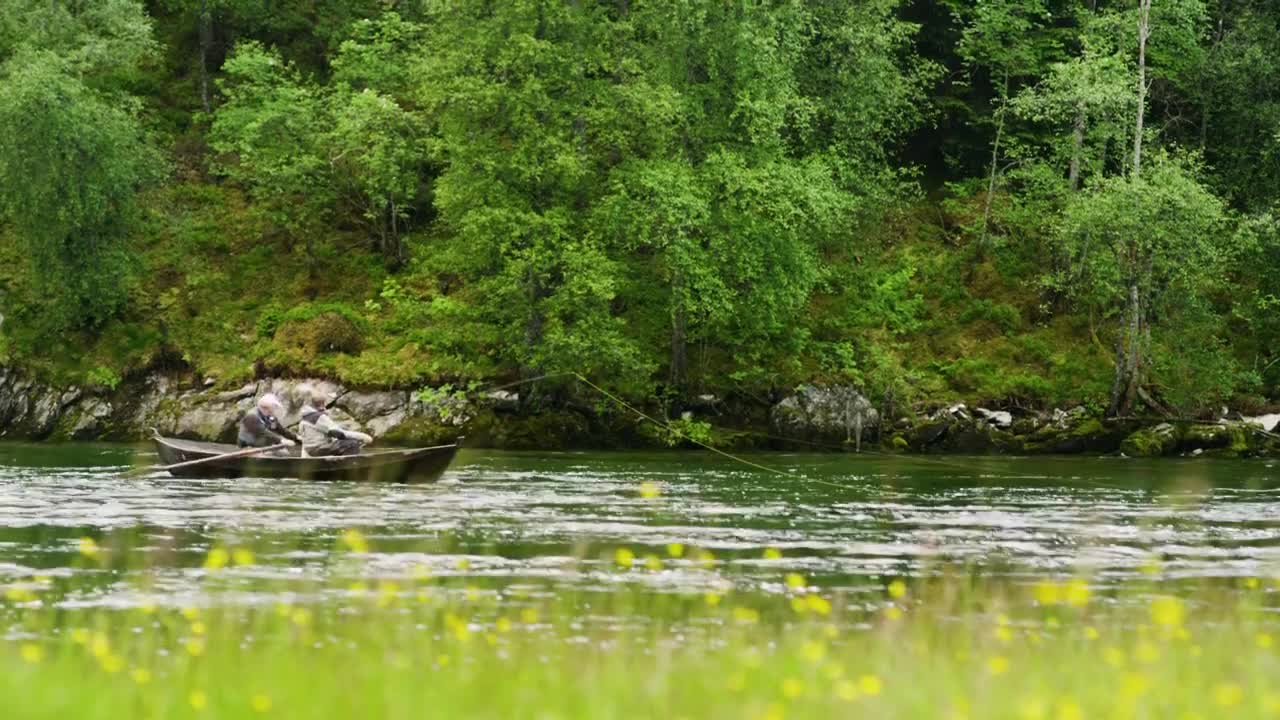 Stock Video Friends On A Fishing Trip Live Wallpaper For PC - Free Download