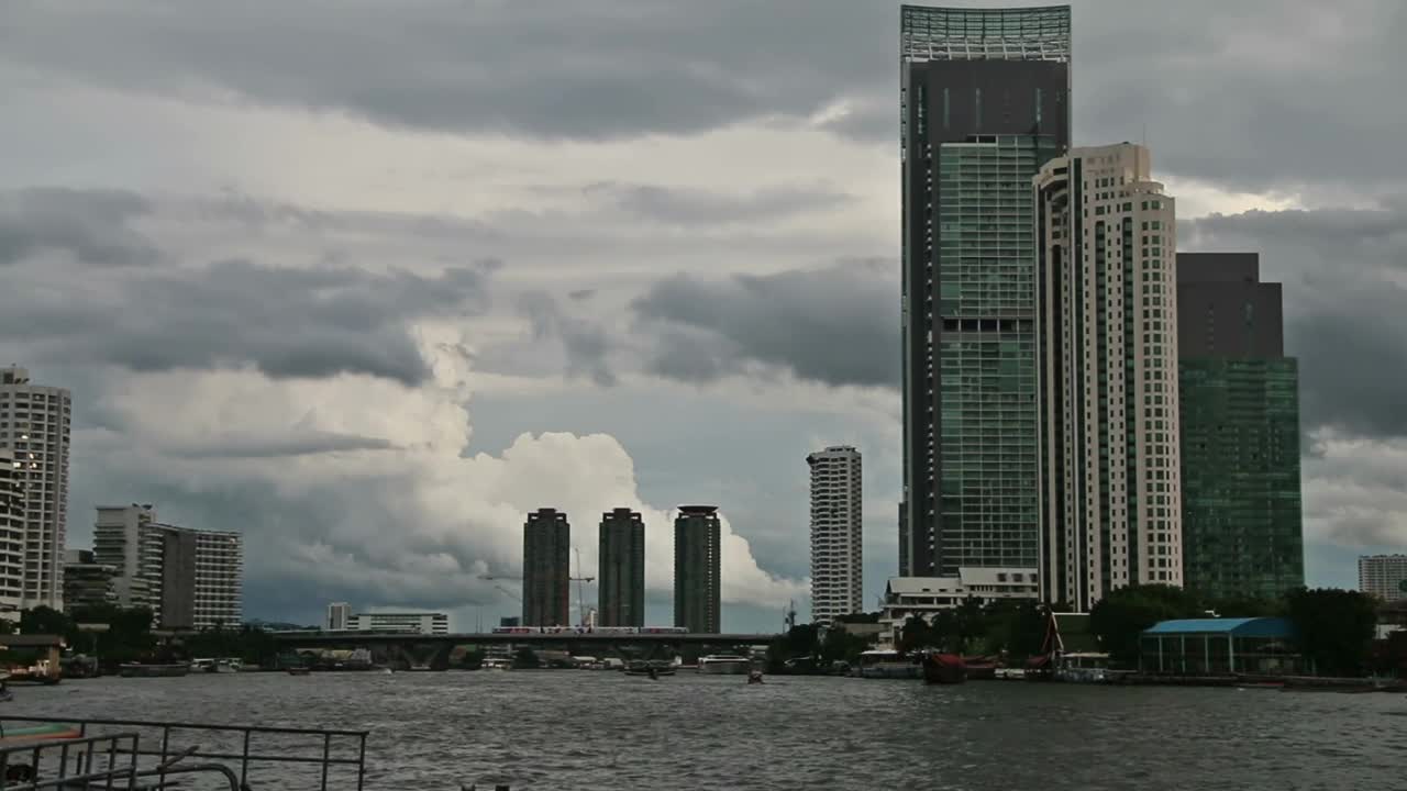 Stock Footage Waterway In A City With Skyscrapers Live Wallpaper - Free Download