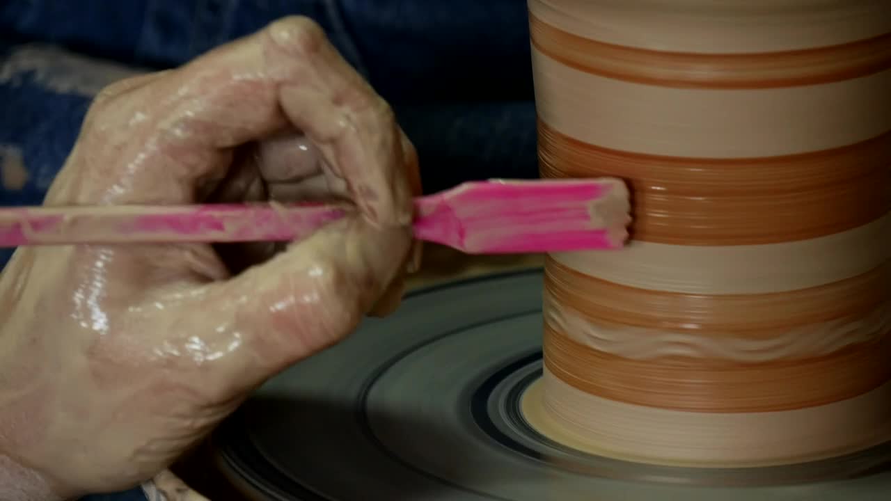 Stock Video Decorating A Clay Pot Live Wallpaper For PC - Free Download