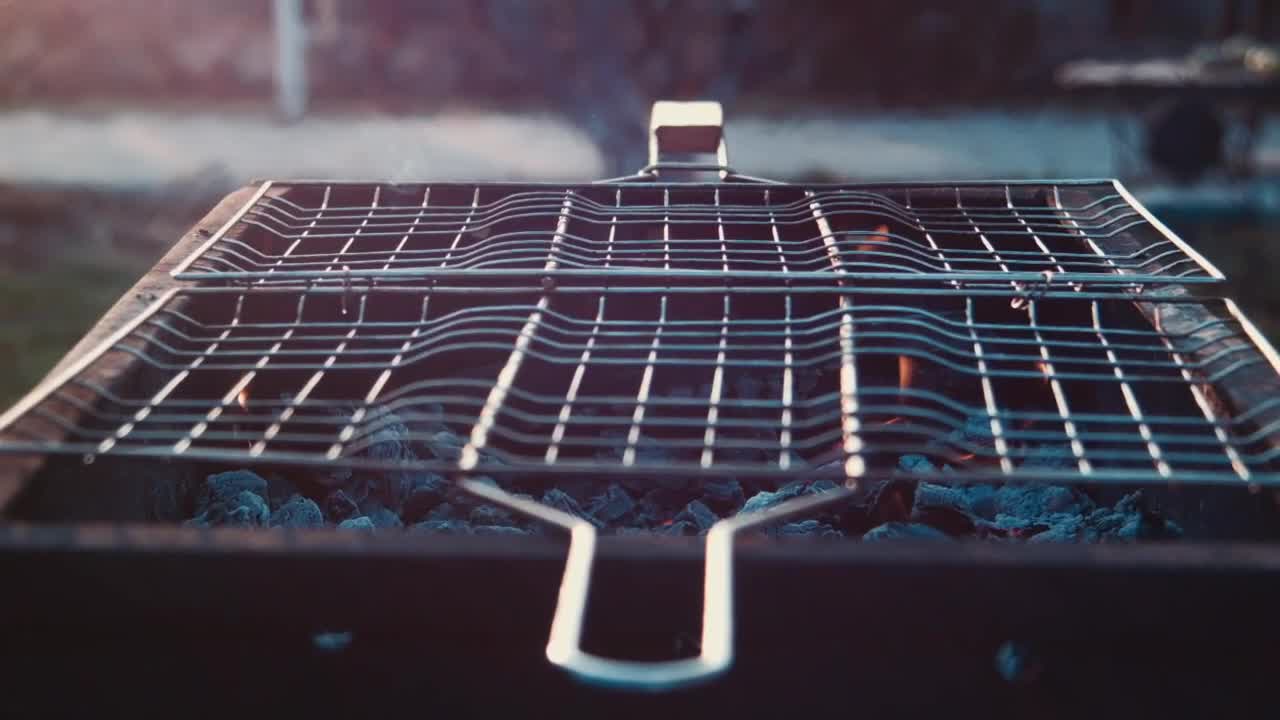 Video Stock Putting Pork Meat In The Grill Live Wallpaper Free - Free Download