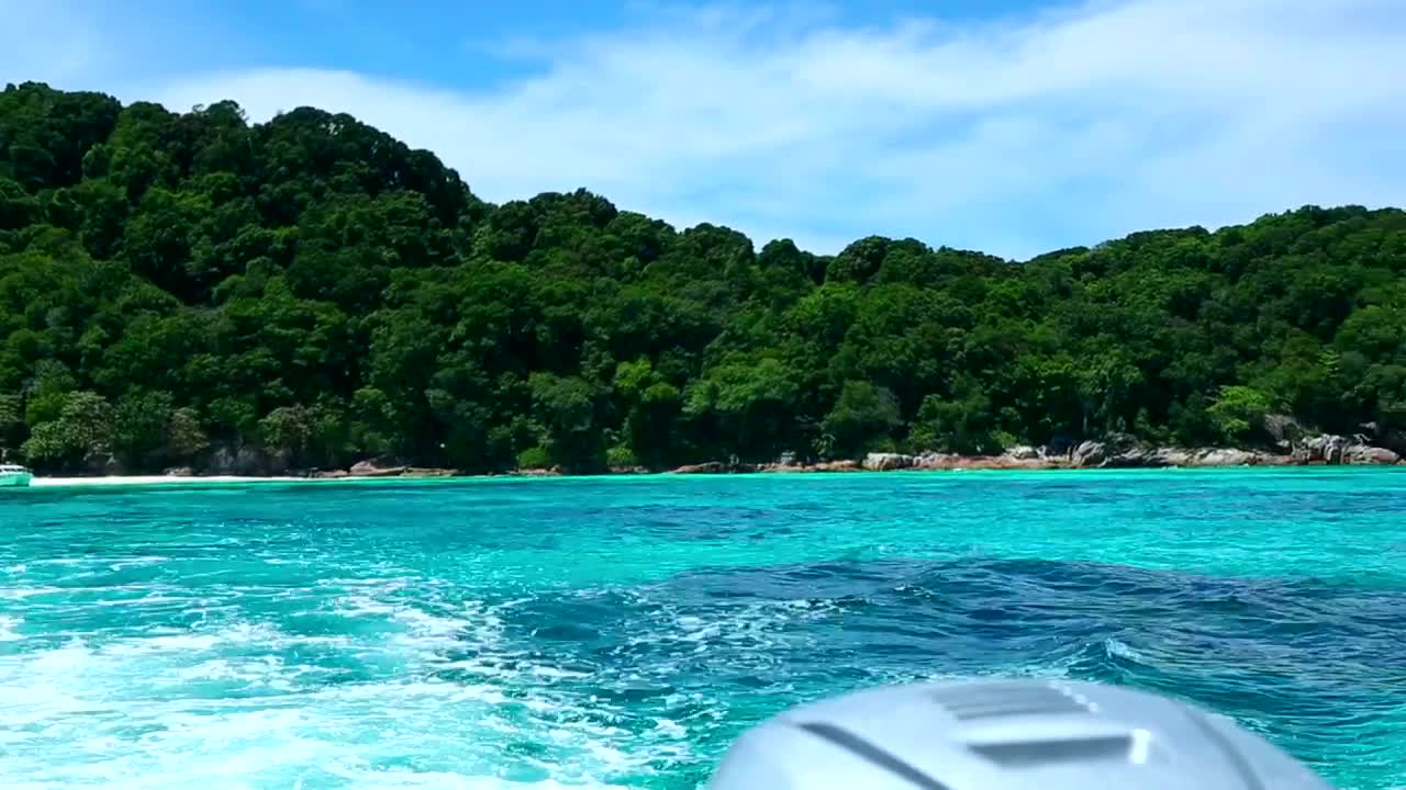 Stock Video Paradisiac View From The Back Of A Motorboat Live Wallpaper - Free Download