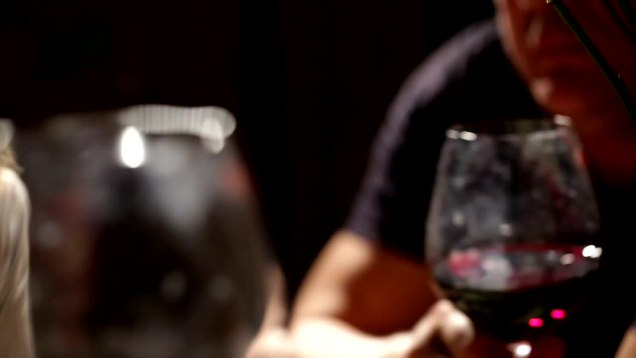 Free Video Stock toasting with wine glasses Live Wallpaper - Free Download