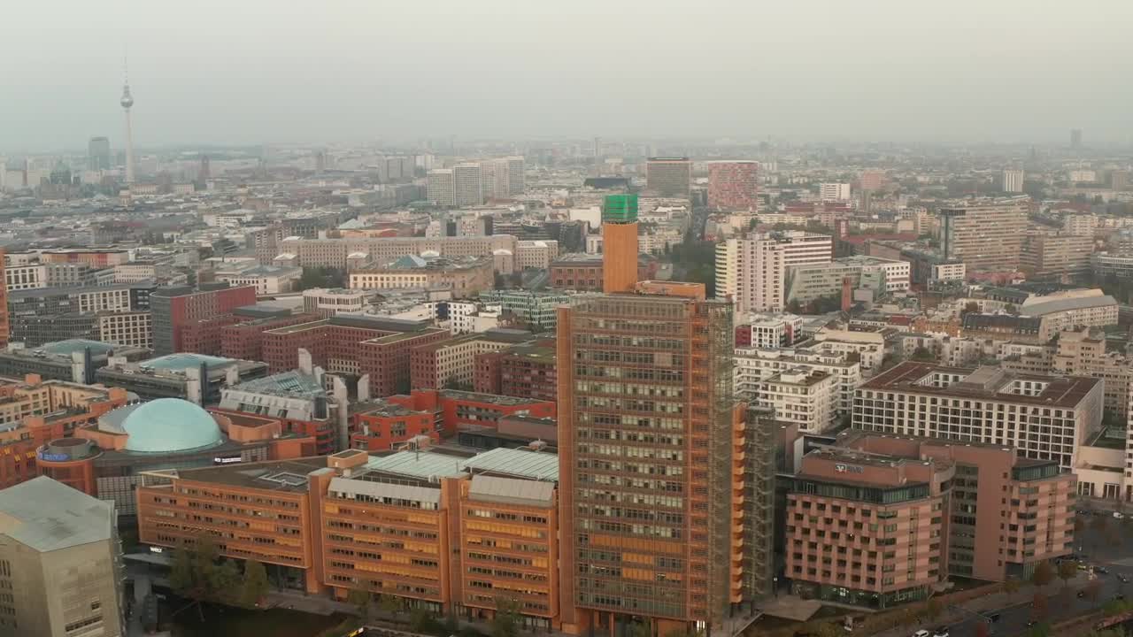 Stock Video Panoramic View Of The European City Of Berlin Live Wallpaper - Free Download