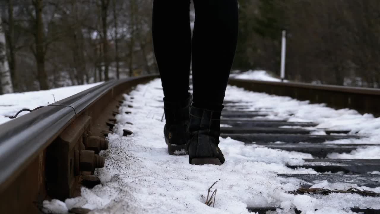 Free Stock Video Walking Over An Old Railway Tracks In The Winter Live Wallpaper - Free Download