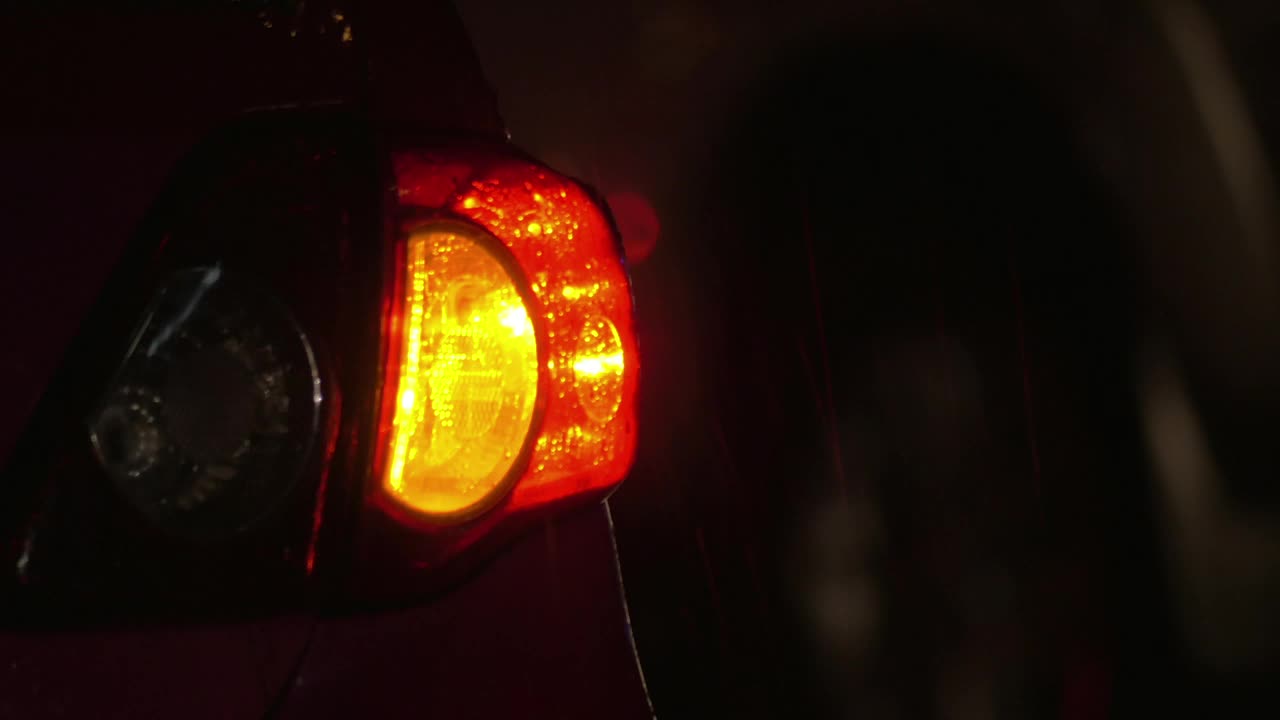 Stock Video Flashing Lights On A Broken Car Live Wallpaper For PC - Free Download