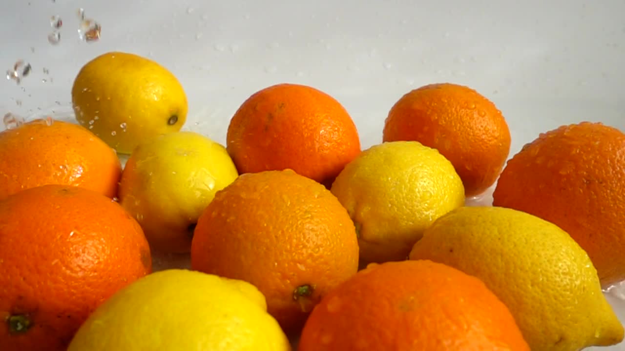 Stock Video Oranges And Lemons Being Wet Live Wallpaper - Free Download