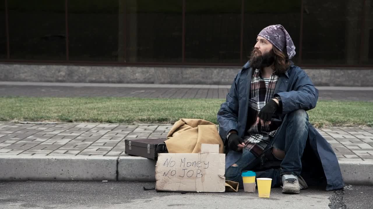 Video Stock Businessman Sharing Food To Homeless Live Wallpaper For PC - Free Download