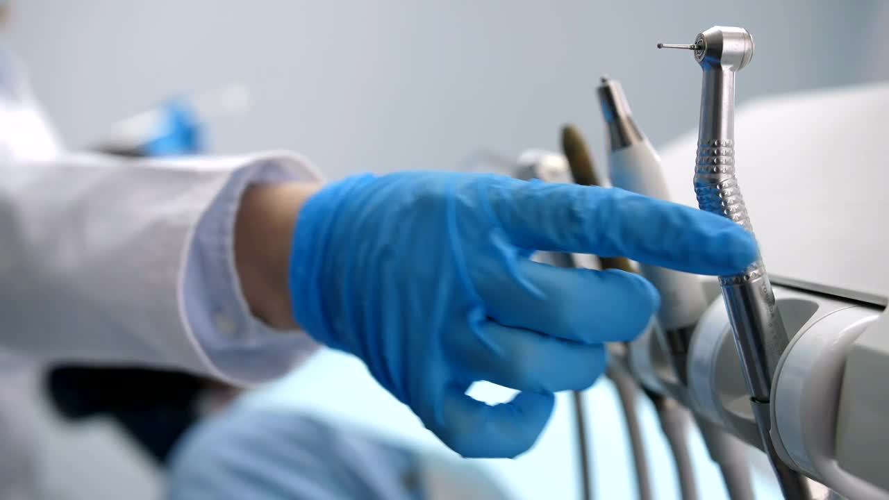 Stock Video Dentist Choosing A Drill Live Wallpaper For PC - Free Download