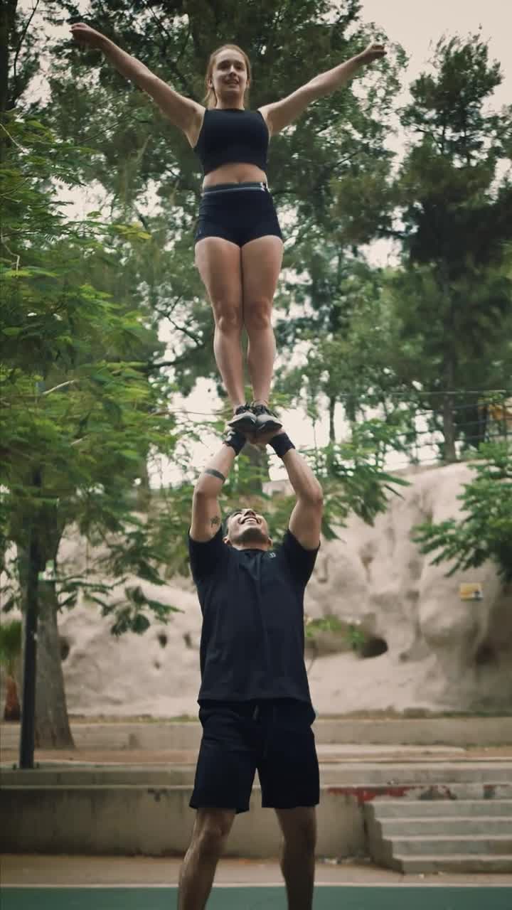 Video Stock Cheerleader Boy Catching His Partner After A Pyramid Live Wallpaper For PC - Free Download