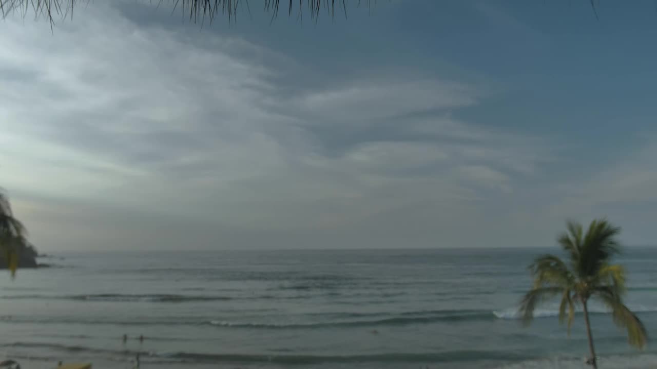 Free Stock Video Romantic Couple At The Beach Live Wallpaper - Free Download
