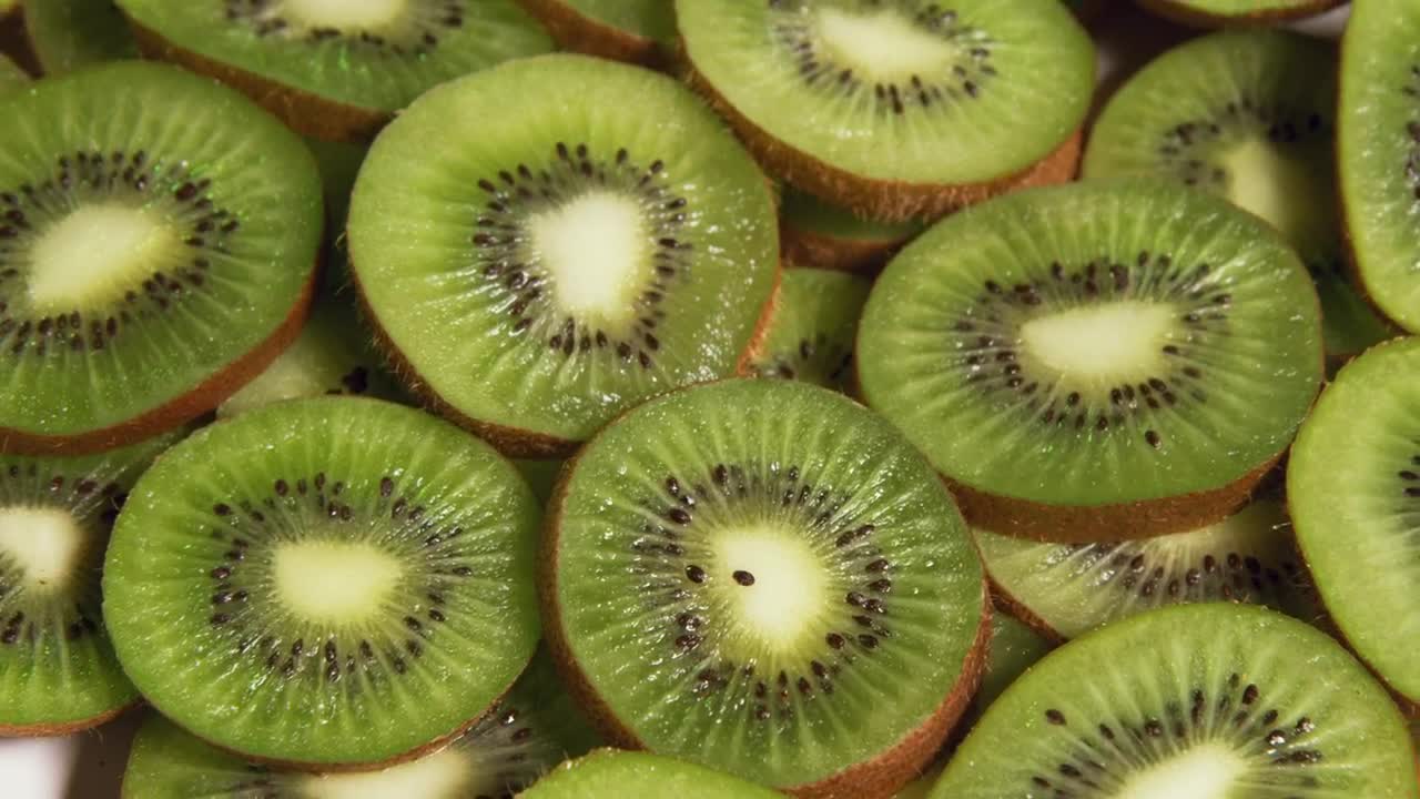 Stock Video Cut Up Kiwi Live Wallpaper For PC - Free Download