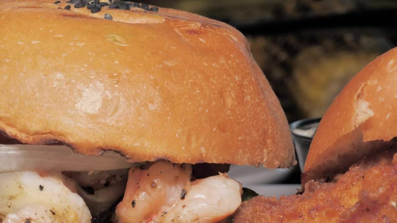 Stock Video Pair Of Hamburgers Together Live Wallpaper - Free Download
