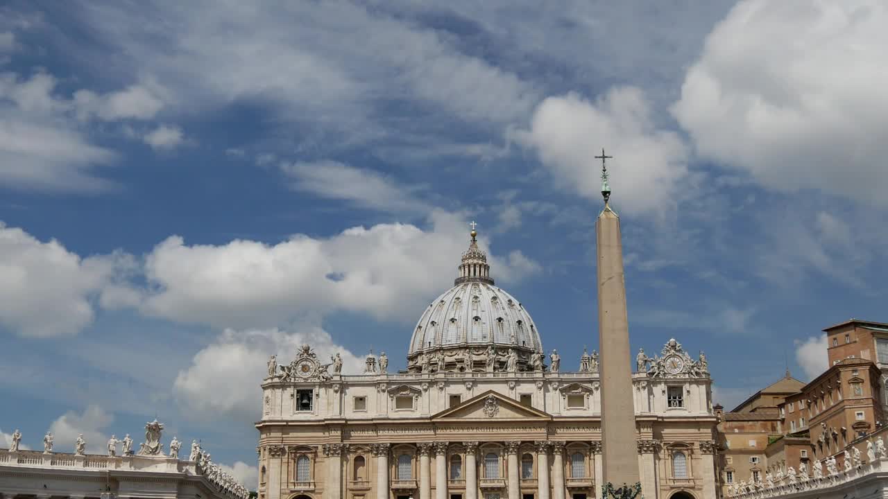 Free Video Stock time lapse of st peters basilica in the vatican Live Wallpaper - Free Download