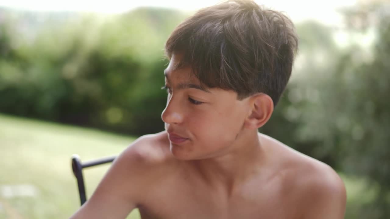 Free Stock Video Shirtless Boy Eating Breakfast Outside Live Wallpaper - Free Download