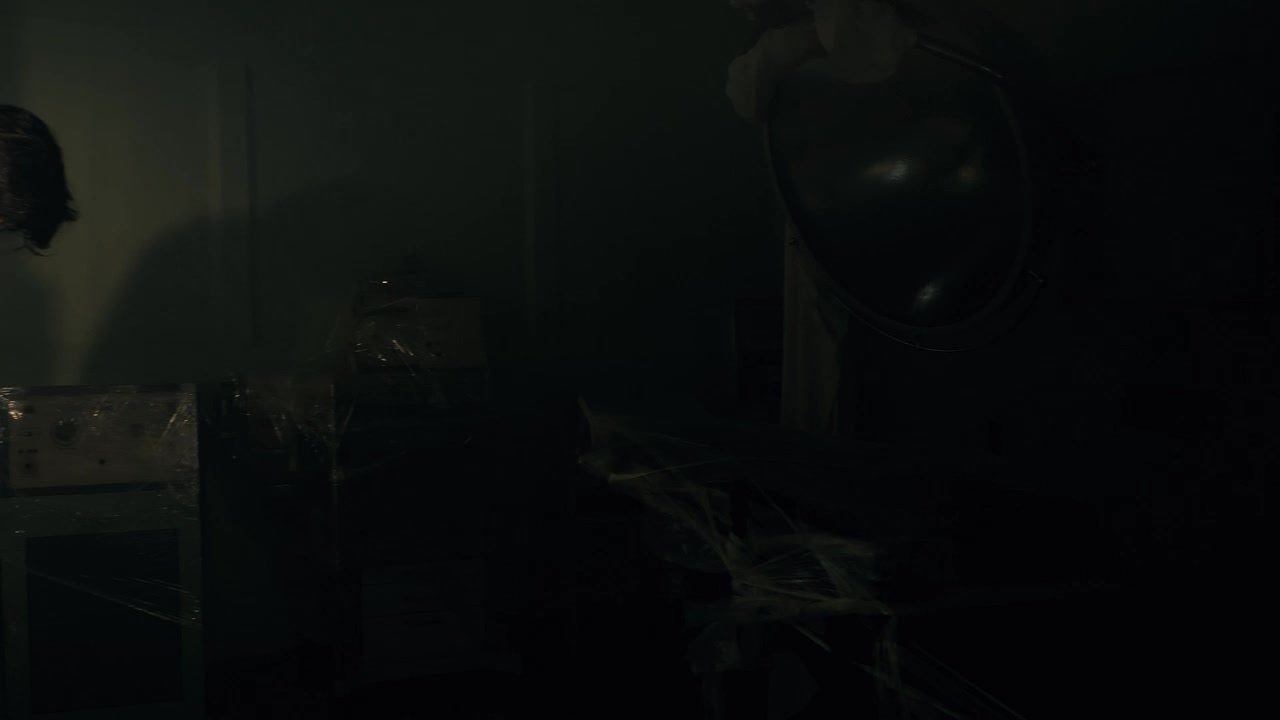 Free Stock Video Zombie Male Nurse Alone In The Dark Live Wallpaper - Free Download