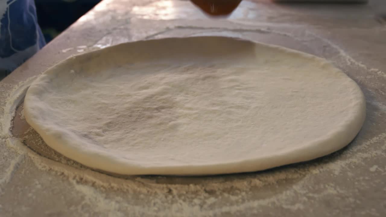 Video Stock Putting Sauce On Pizza Dough Live Wallpaper Free - Free Download