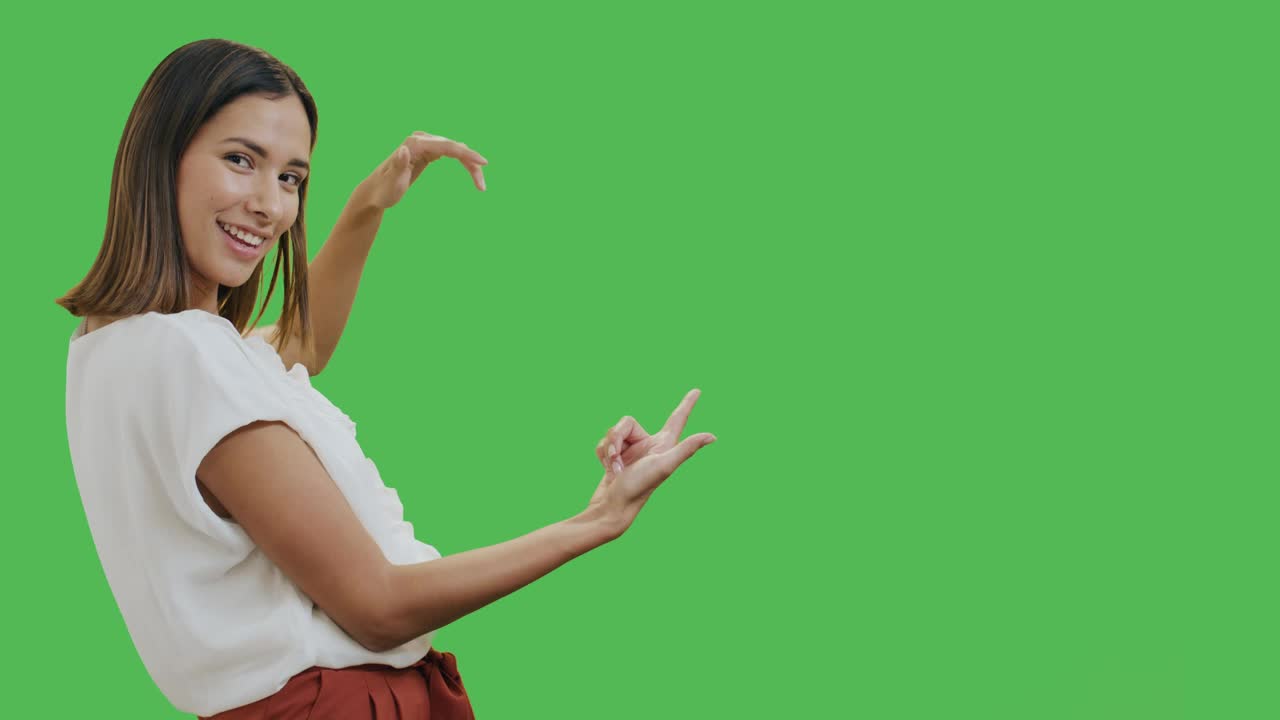 Free Stock Video Woman Presenting Something With Chroma Background Live Wallpaper - Free Download
