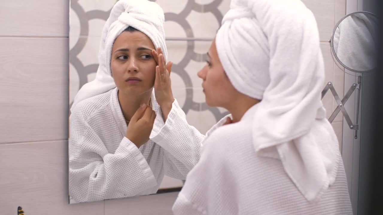 Free Stock Video Woman Frustrated At Seeing Her Face In A Mirror Live Wallpaper - Free Download