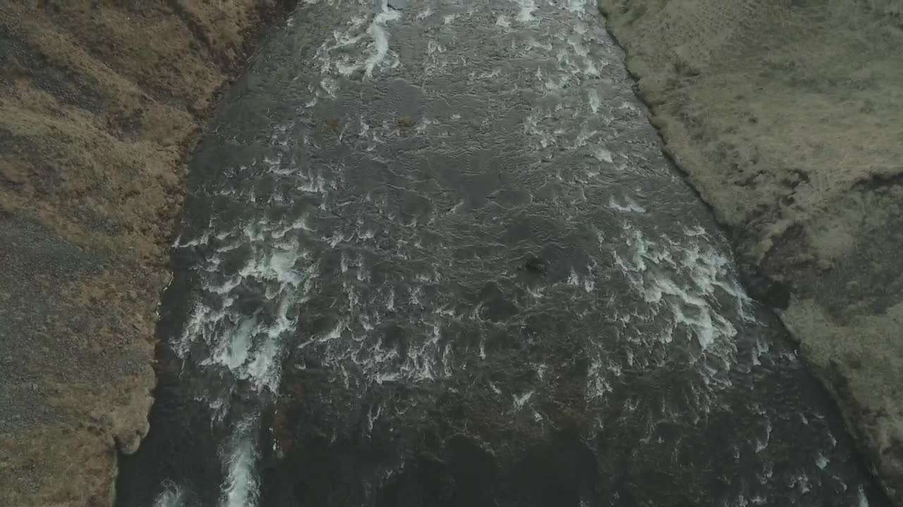 Stock Video Large River Leading To A Waterfall Animated Wallpaper - Free Download