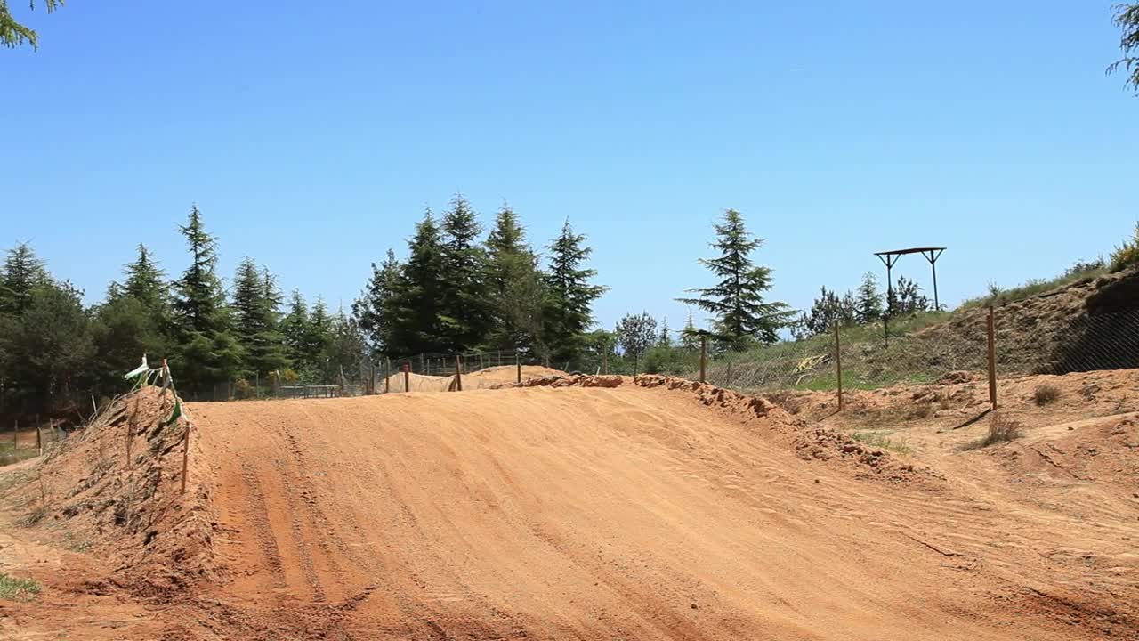 Video Stock Ramp In A Motocross Race Live Wallpaper Free - Free Download