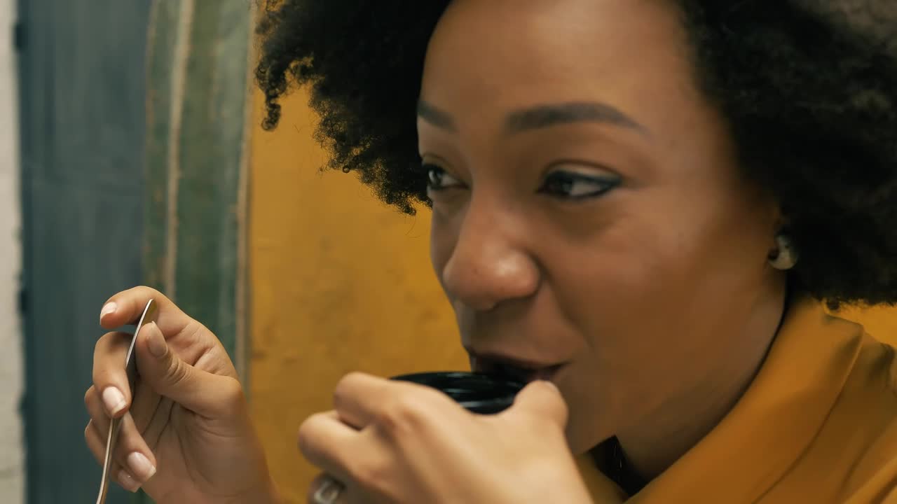Stock Video Face Of A Girl Having Breakfast In A Cafe Live Wallpaper For PC - Free Download
