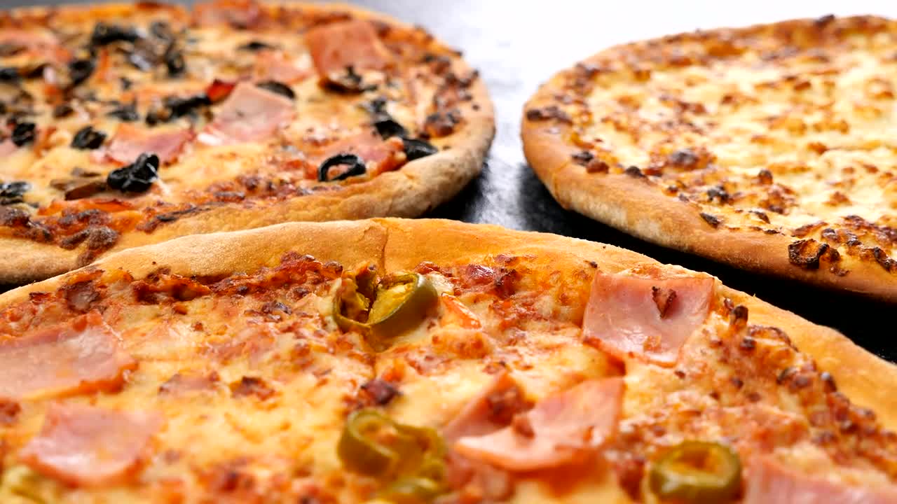 Free Video Stock three different types of pizza Live Wallpaper - Free Download