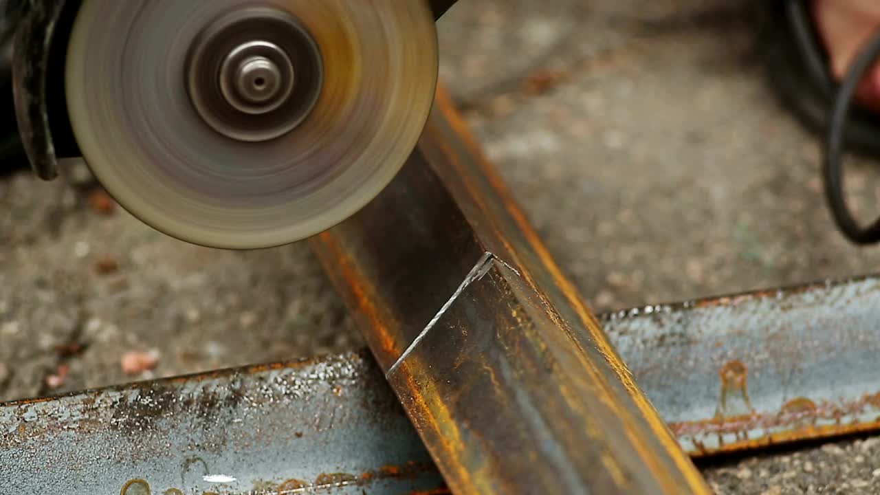 Stock Video Cutting A Metal Bar With A Saw Live Wallpaper For PC - Free Download
